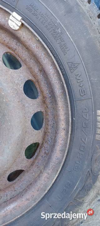 Felgi stalowe z oponami zimowymi Łęczyce