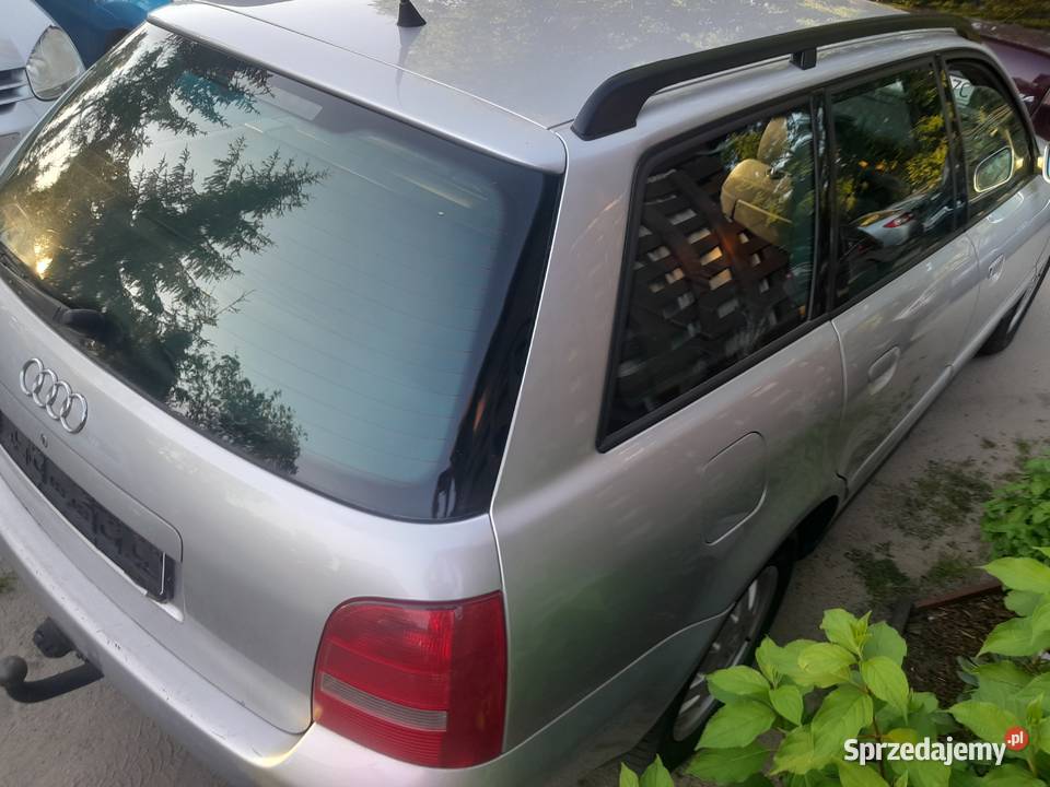 Audi A4 B5 16 benzyna 100 99r Lift kombi zadbana manualna A4 Szamotuły