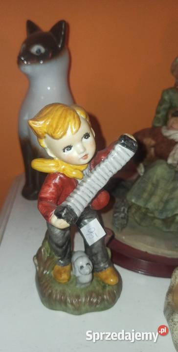 Figurka chłopca z akordeonem czy raczej Gdańsk