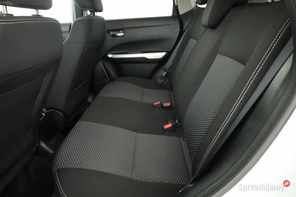 Suzuki Vitara 16 VVT wielofunkcyjna kierownica Piaseczno