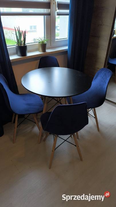 Stół z krzesłami śląskie