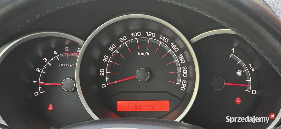 Kia Venga 2010 14 crdi 90 manualna Zielona Góra