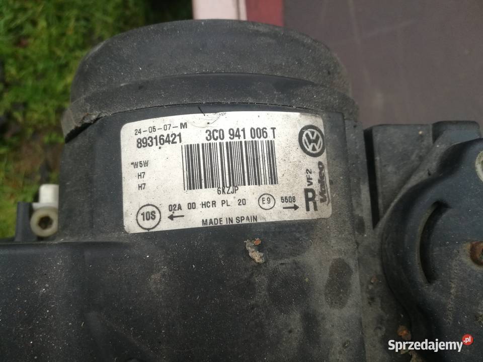 Lampa passat b6 prawy przód 0510r lampy przednie