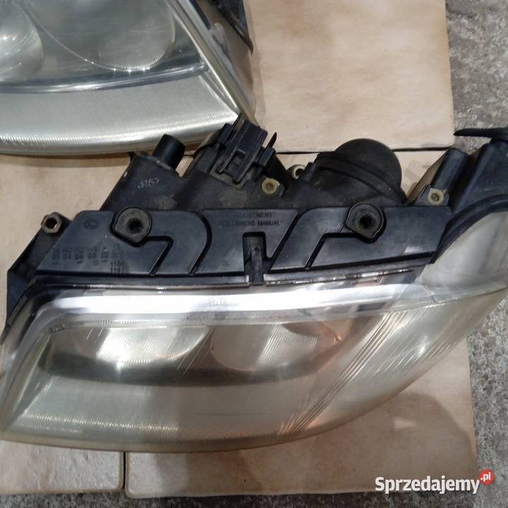 VW passat B5 flreflektory orginalne lewo prawy
