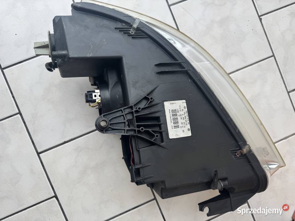 Lampa przód prawa vw passat B5 FL HELLA Kołobrzeg