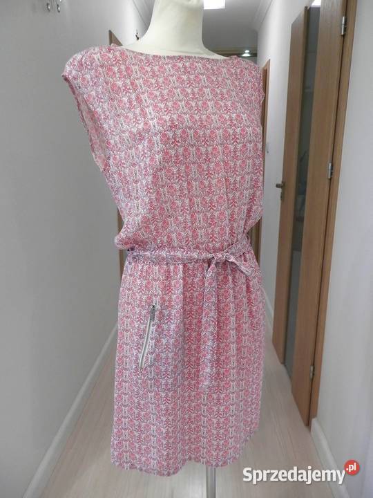 Sukienka Kremowa z Nadrukiem Wymarzona na Lato Łomża