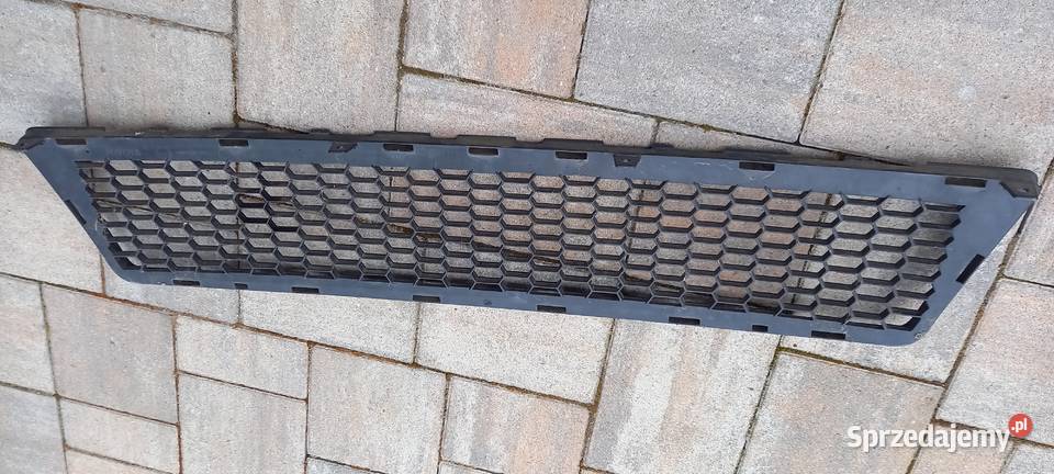TOYOTA VERSO 0913r Kratka zderzaka przedniego Brzozów