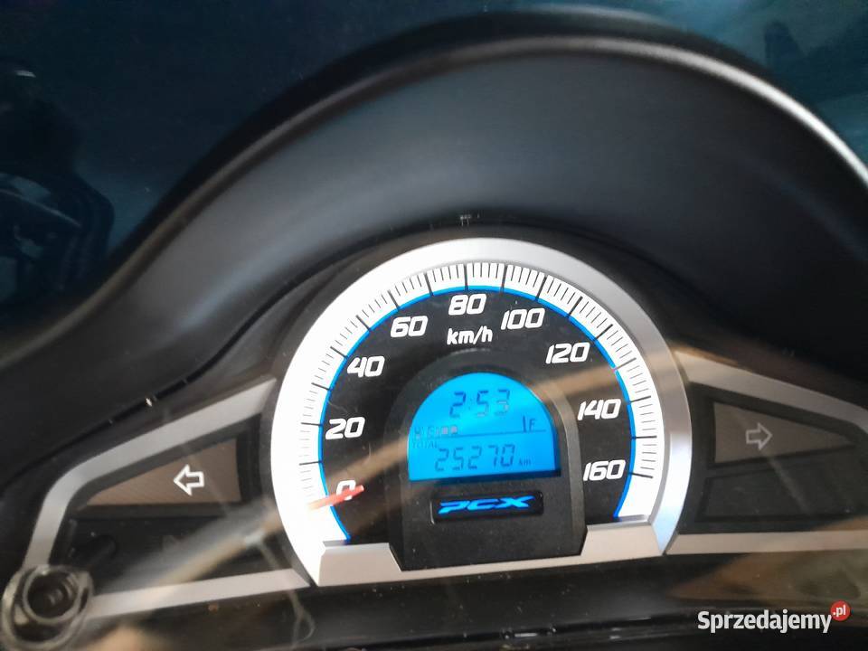 Honda Pcx 125i startstop oświetlenie Led 125cm3 sprzedam