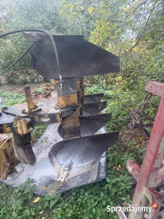 Pług obrotowy 4 skibowy huard RL44 Pługi Zezulin Drugi sprzedam