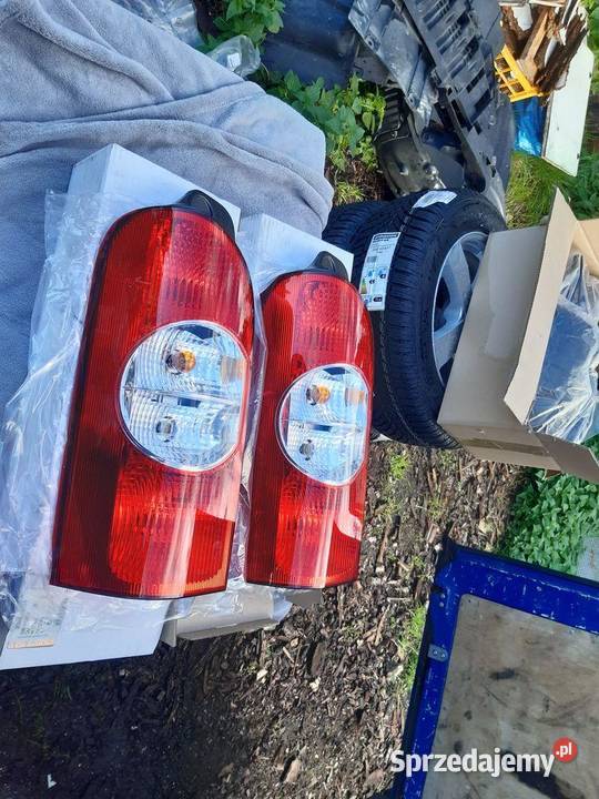 Lampa tylna lewa Renault Master II 9109956
