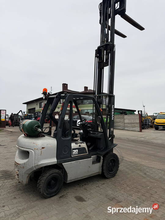 wózek widłowy NISSAN FG30 LPG 3000 Triplex 475m gaz Działoszyn