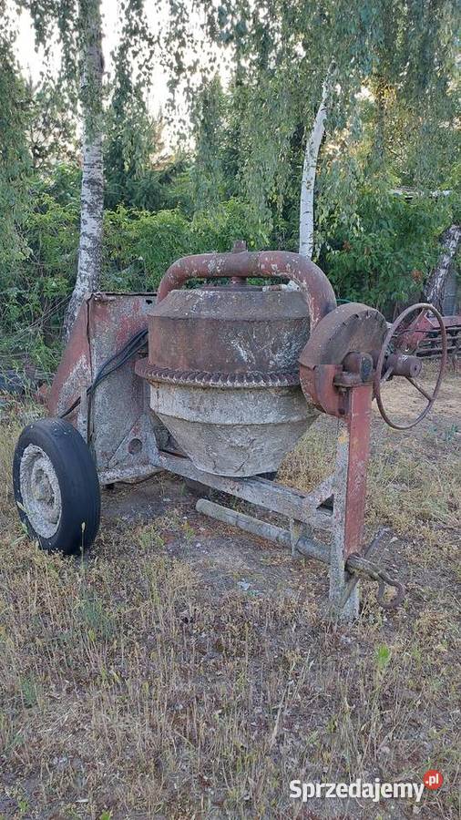 Betoniarka duża na kołach wieniec odlewany Pozostałe łódzkie