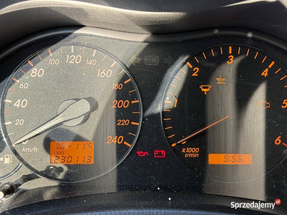 Syndyk sprzeda Toyota Avensis Łódź