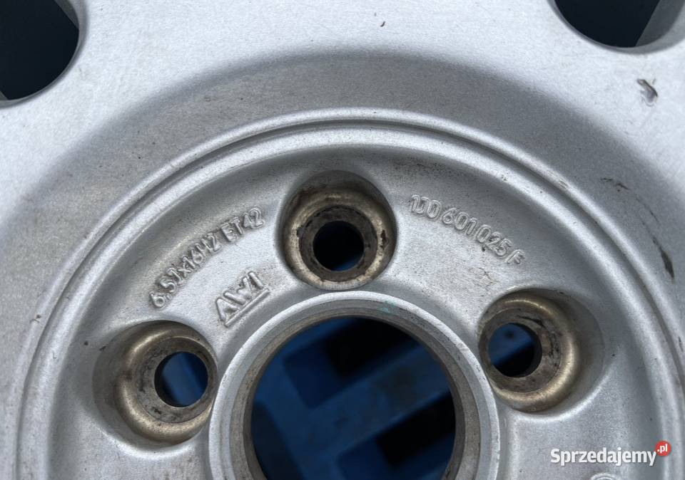Felgi Aluminiowe 16 VW Golf IV Bora 5x100 65J Samochodowe Kielce