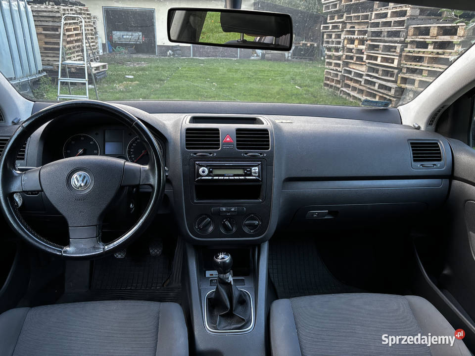 Volkswagen Golf V 19 TDI 90 157k przebieg kupiony w polskim salonie Kielce