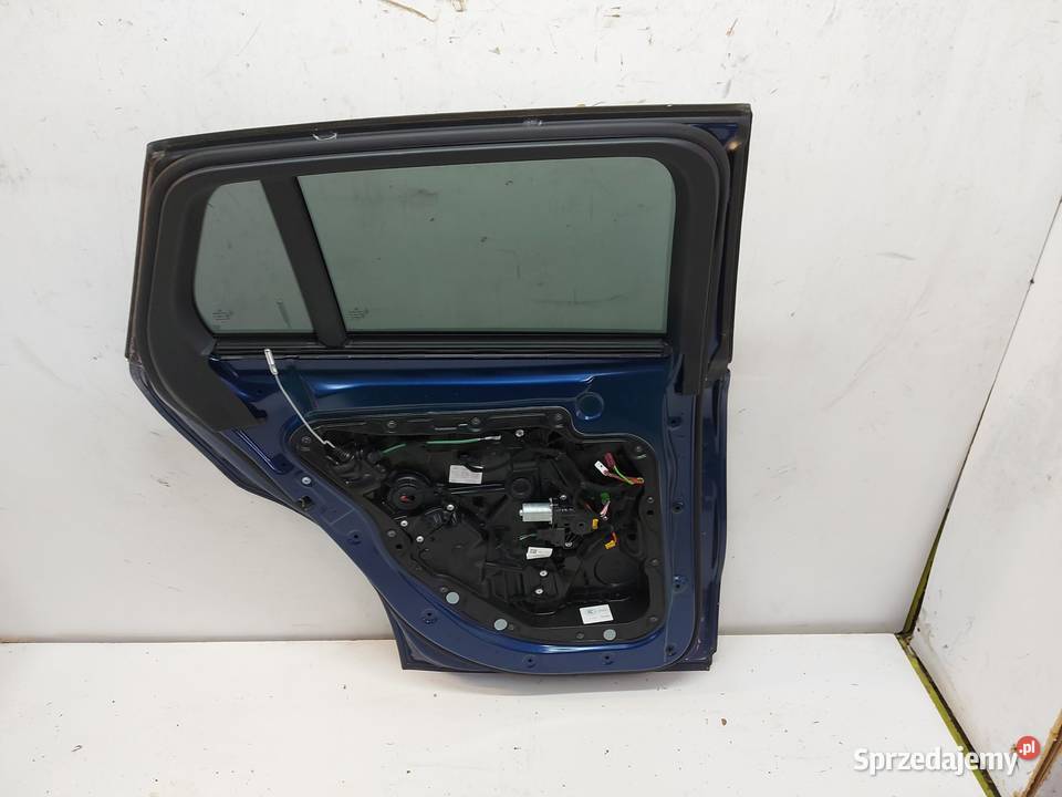 Mercedes EQC 400 W293 DRZWI LEWE TYŁ niebieski Drzwi