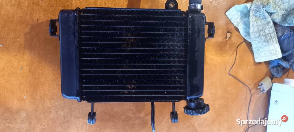 Honda cbr 125 chłodnica kąpletna Koło