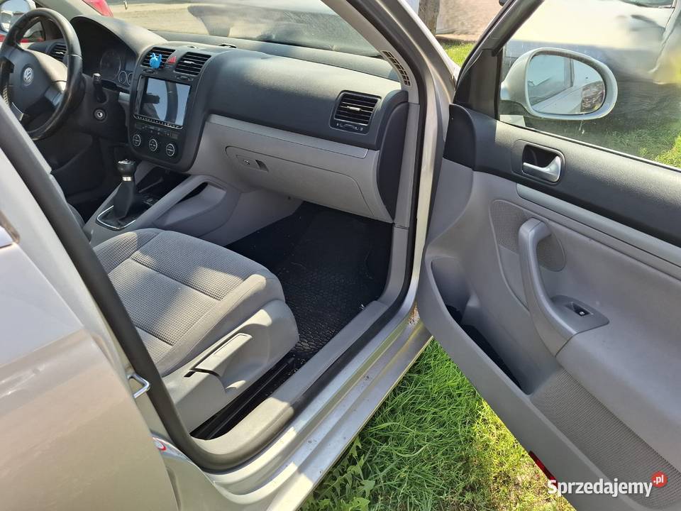 Samochód Volkswagen Golf V 19TDI 105 09R CZĘŚCI Wisznice