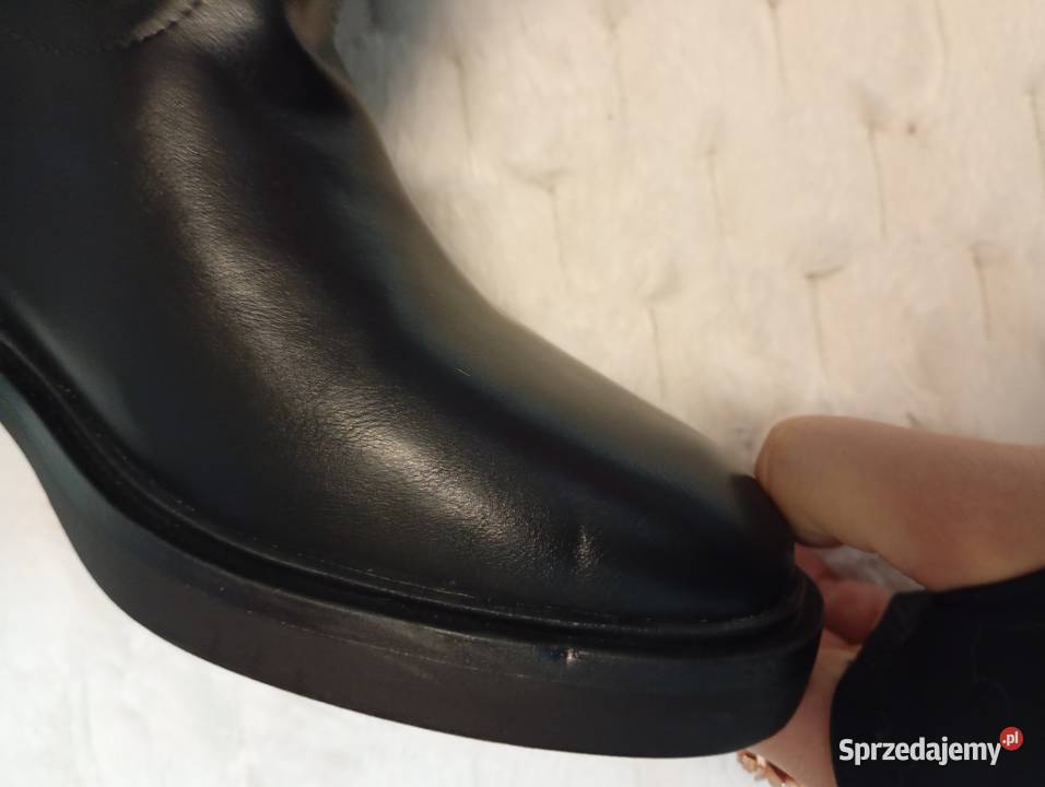 40 SEQWL czarne Kozaki oficerki z Londynu na 26cm