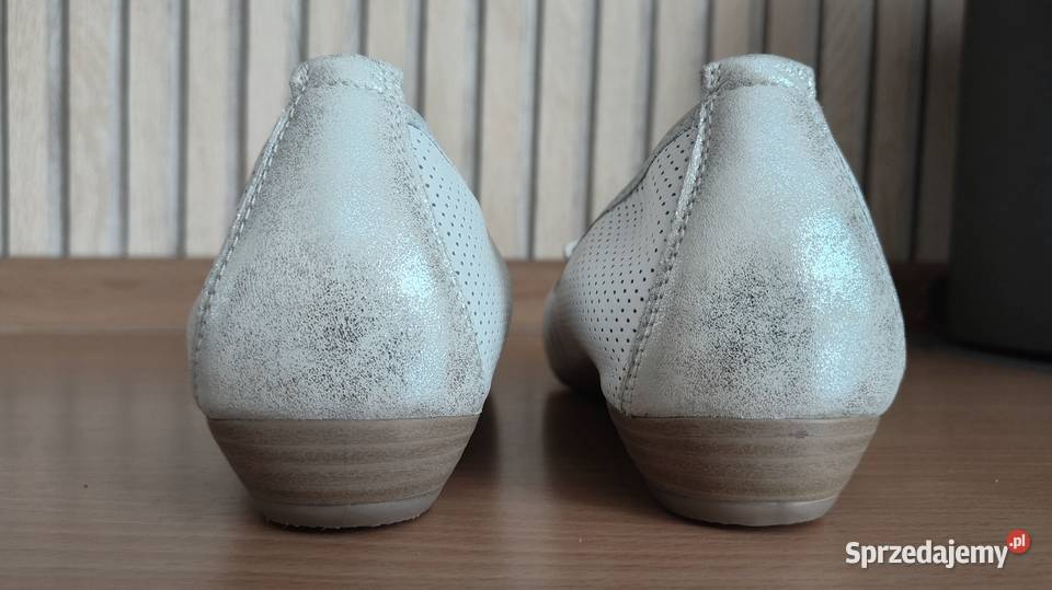Buty białe beżowe kawa z mlekiem Zawory