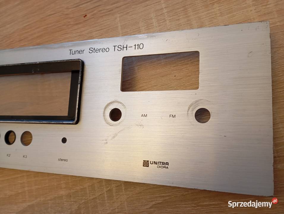 Unitra tuner TSH 110 panel przedni