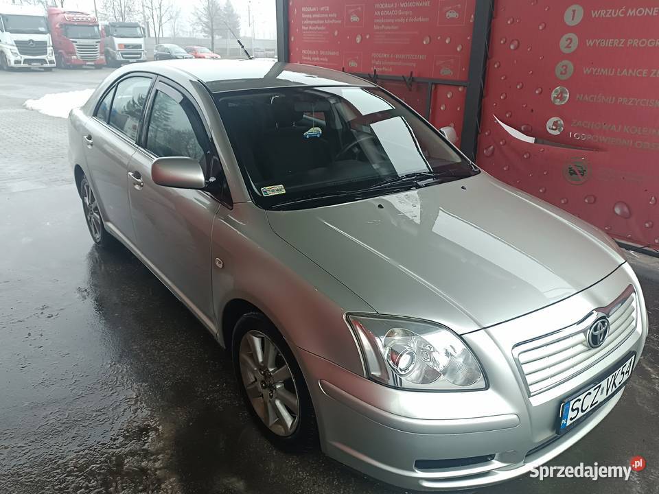 Toyota Avensis 18 benzyna hatchback śląskie