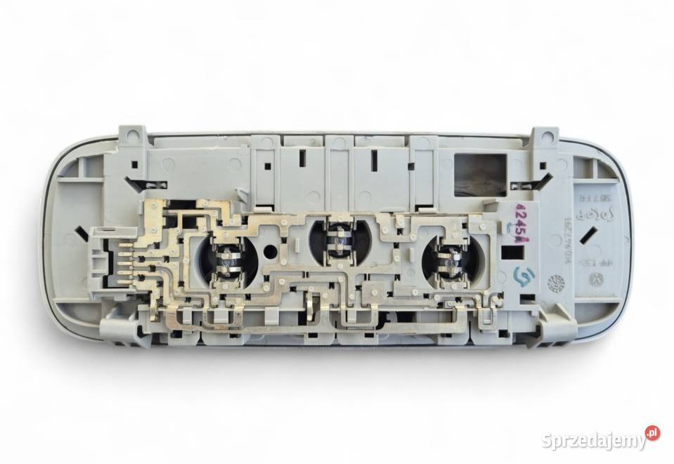 LAMPKA PODSUFITKI OŚWIETLENIE KABINY VW GOLF V Działoszyce