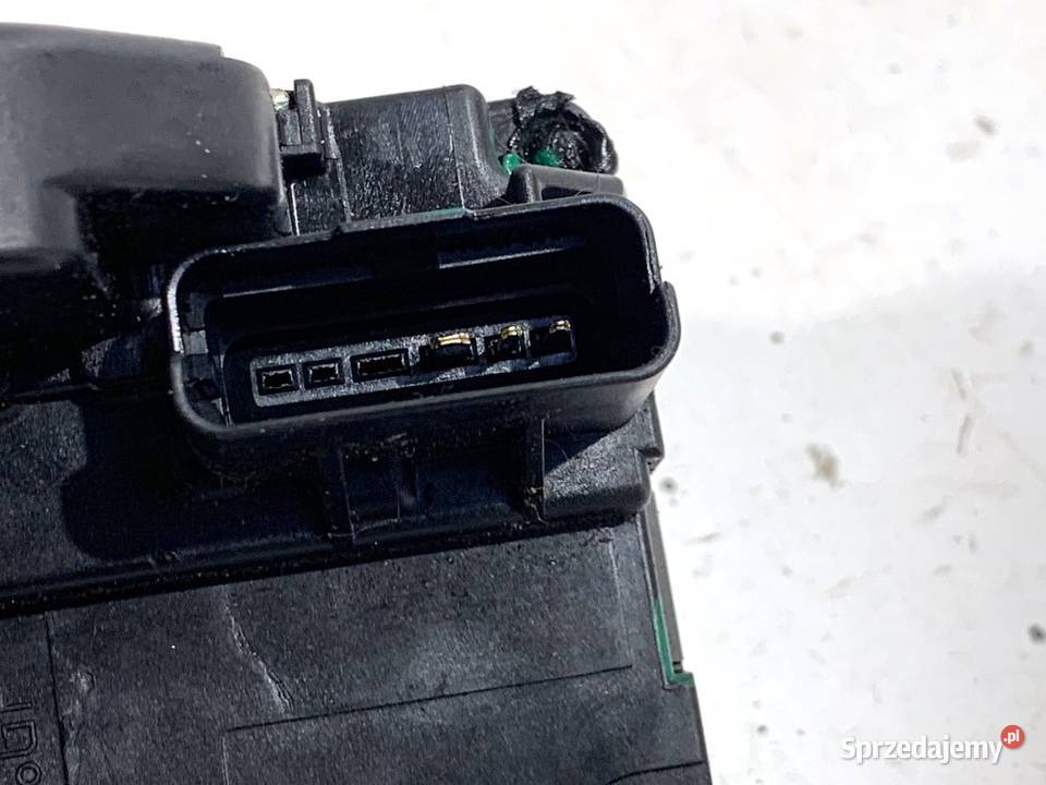 ZAMEK DRZWI PRAWY PRZÓD NISSAN PULSAR Hatchback osobowe