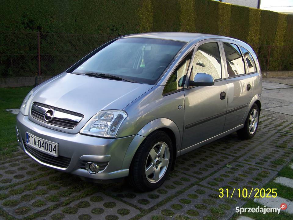 Meriva 17CDTI 101 klima alu hak stan super klimatyzacja małopolskie Tarnów sprzedam