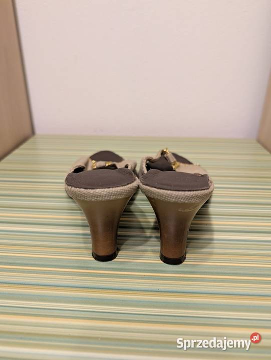 Buty na obcasie 36 Czółenka