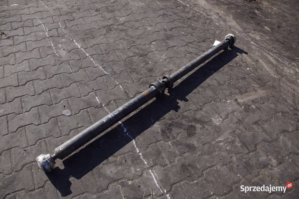 WAŁ NAPĘDOWY AUDI A8 D3 4E0521101H Lipno