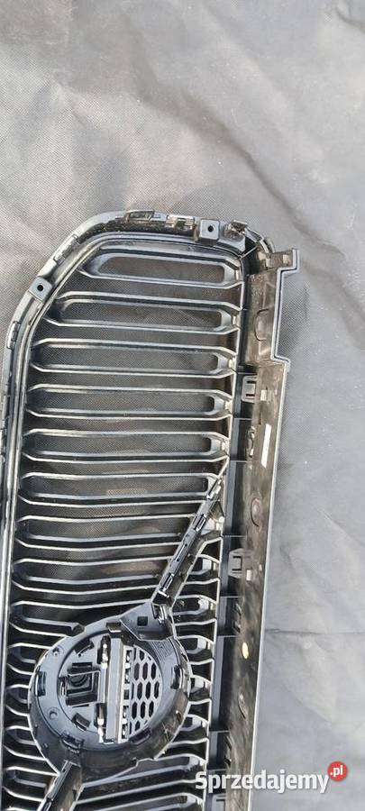 Kompletny grill do volvo xc40 z kamerąradar Międzychód