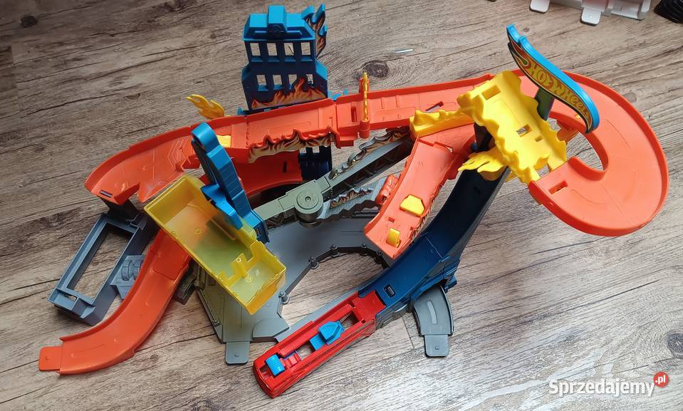 Hot Wheels płonący wieżowiec Zbylitowska Góra