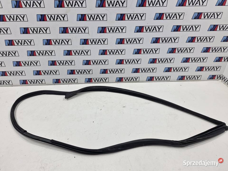 BMW E63 USZCZELKA DRZWI PRAWY PRZÓD 7008581 osobowe