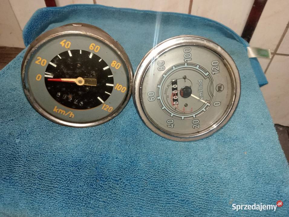 Stare liczniki do samochodów syrena fiat żuk Ogrodzieniec