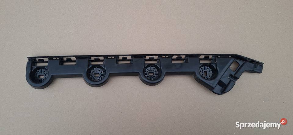 SKODA OCTAVIA IV ŚLIZG ZDERZAKA PRAWY TYŁ