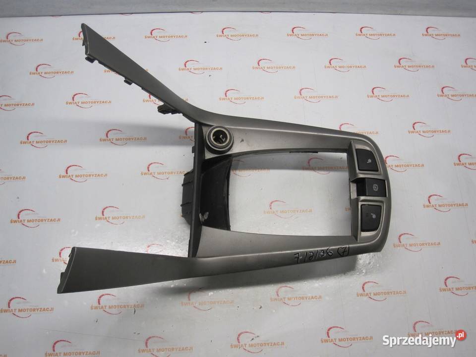 CHEVROLET CAPTIVA I LIFT 12r ramka lewarka Kielce sprzedam