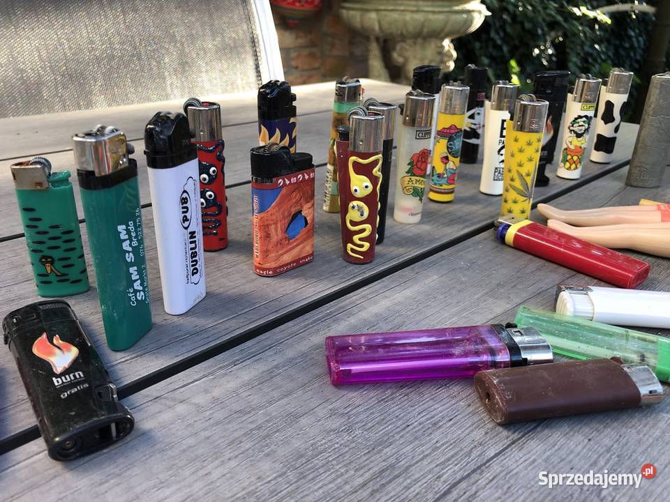 Kolekcja zapalniczek i zapałek z XXw Poznań