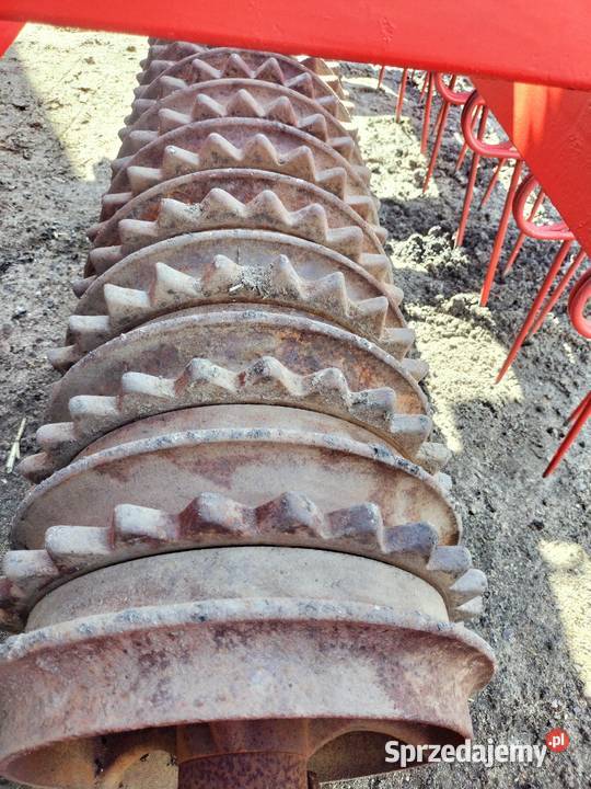 Sprzedam wały posiewne HEVA nieuszkodzony łódzkie Grabica sprzedam