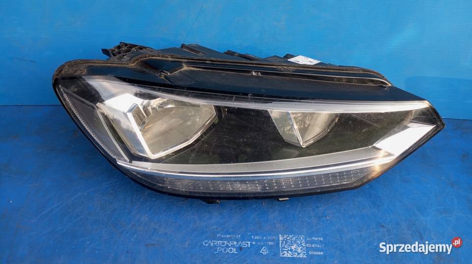 LAMPA PRAWY PRZÓD REFLEKTOR VW TOURAN III 3 5TB osobowe Nowy Tomyśl