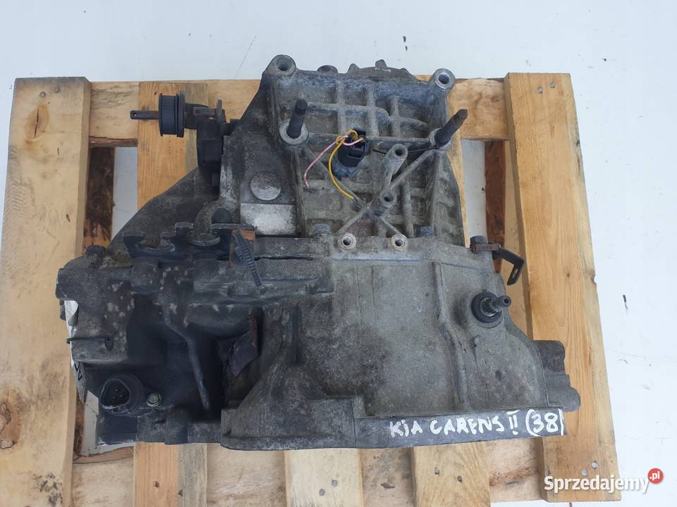 Kia Carens II 20 16V SKRZYNIA BIEGÓW manualna osobowe Rudka
