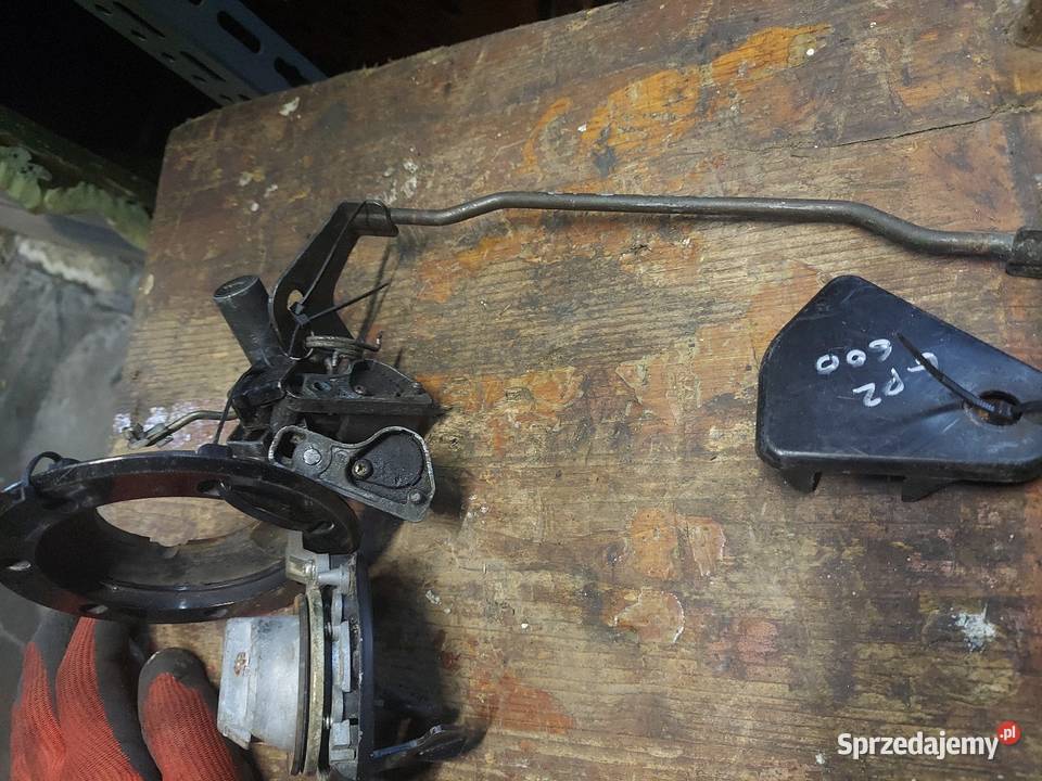 Kawasaki GPZ 600 zamki korek wlewu zamek Korki wlewu