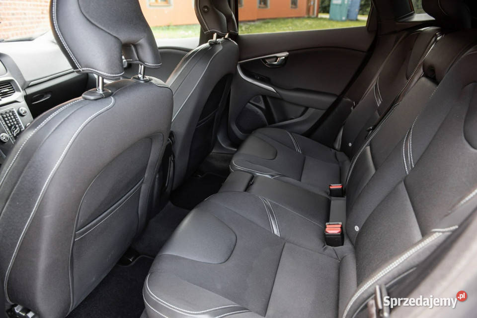 Volvo V40 Kinetic 20d 177 Manual Serwisowany czerwony Zwoleń