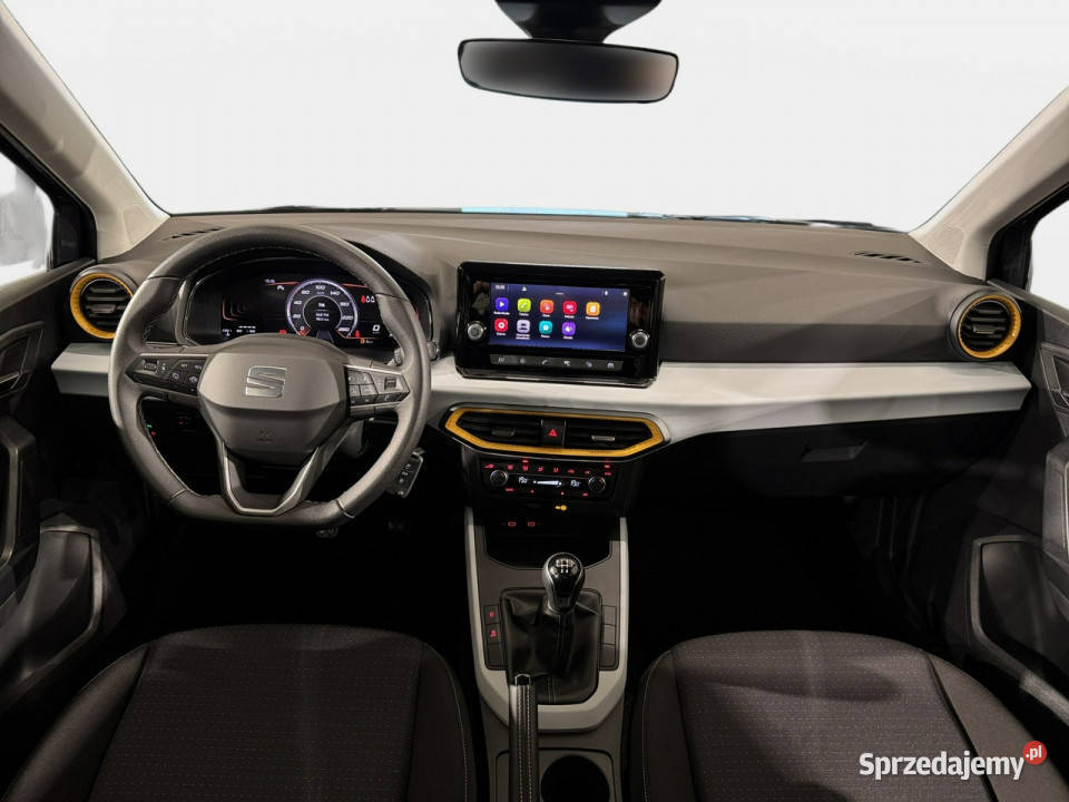 Seat Arona Style 10TSI 95 M5 2023 r salon I Myślenice sprzedam