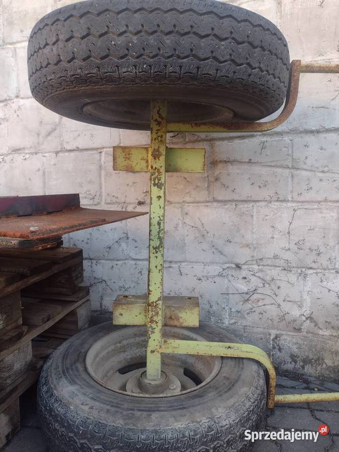 Oś z kołami Sandomierz