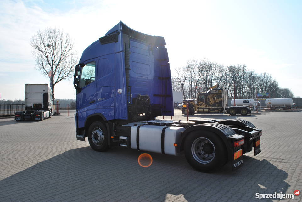 VOLVO FH 460 2013 EURO 6 SUPER STAN welurowa tapicerka