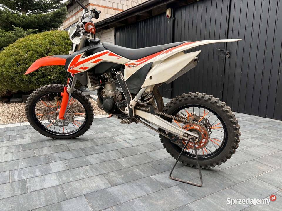 Sprzedam KTM 85 SX z 2017 roku Cross jest w Brzeziny sprzedam