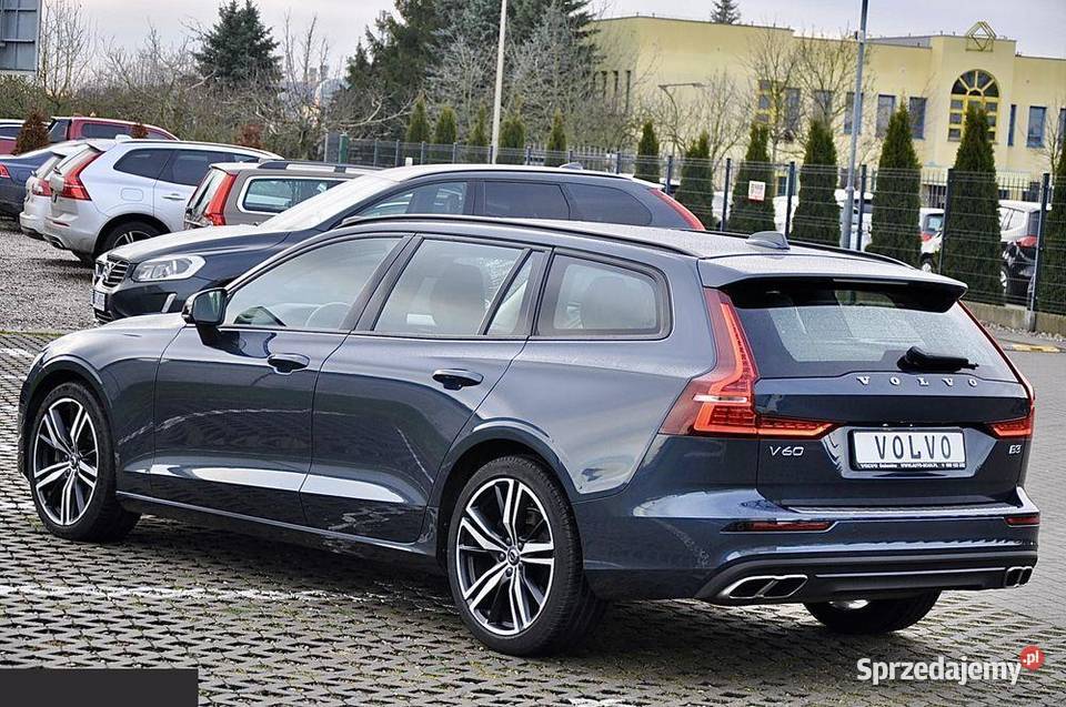 Volvo V60 B3 20 benzyna 163 Geartronic Momentum Goleniów