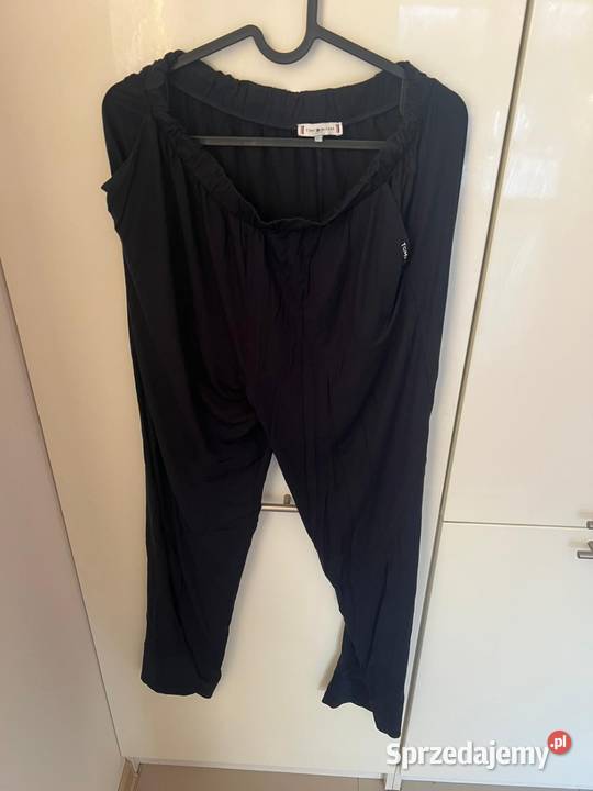 Oryginalne spodnie Tommy Hilfiger XL Spodnie Gdańsk sprzedam