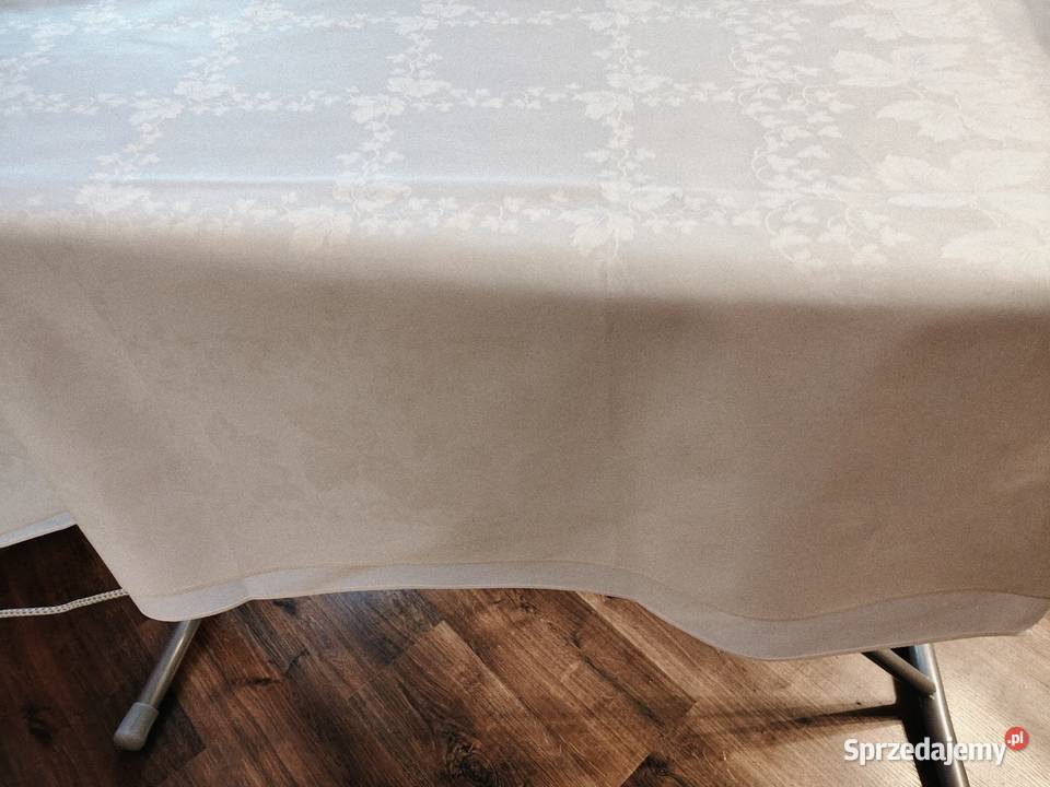 Obrus biały bawełna PRL Legnica sprzedam